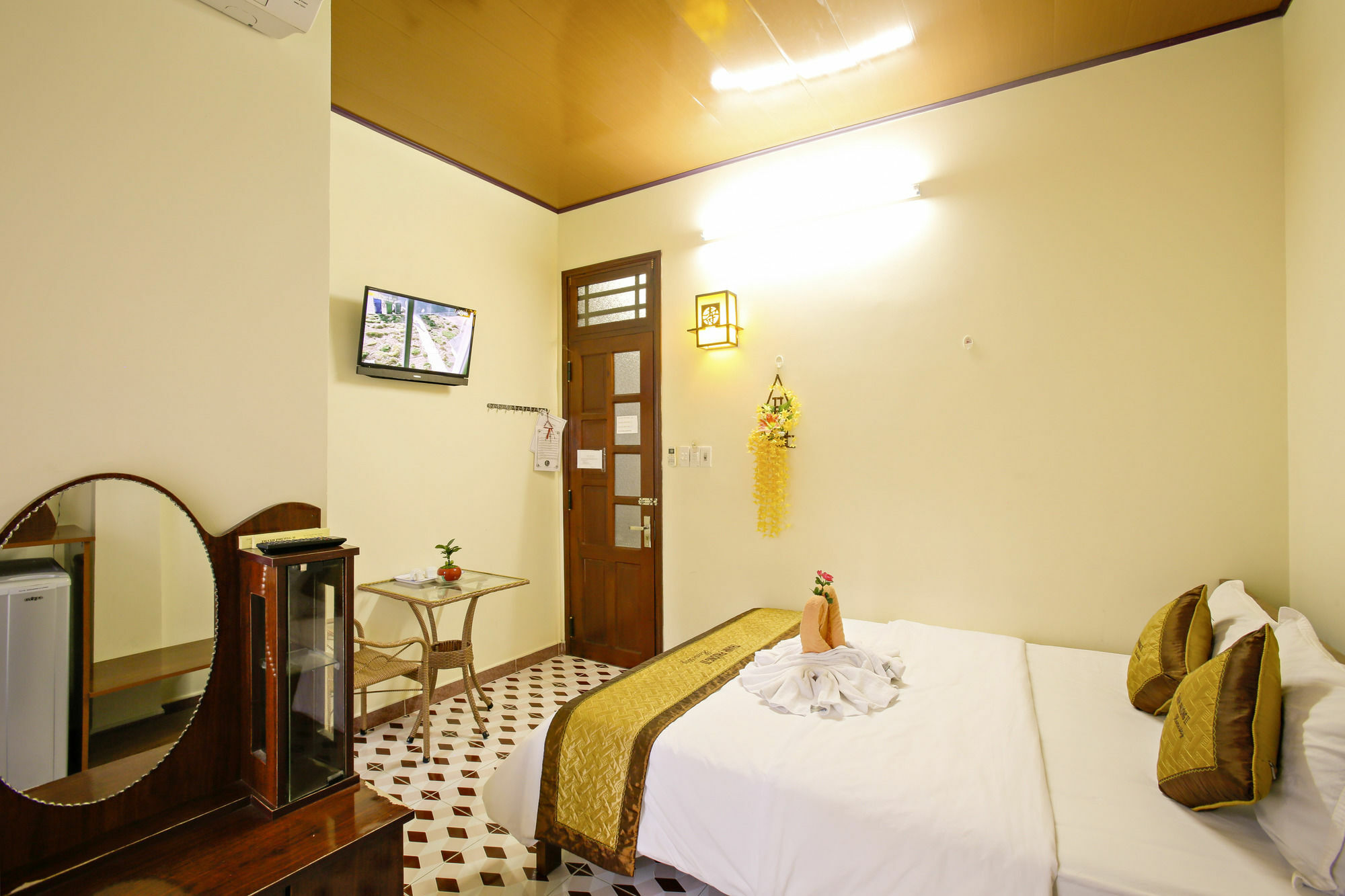 Quy Long Homestay Hoi An Exterior foto